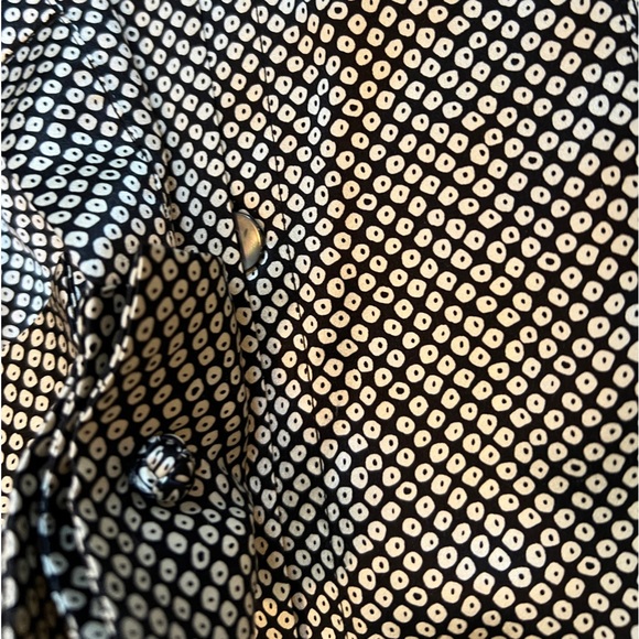 EUC Italian blunauta 3-piece silk set- skirt, tank, cuff linked button-up - Picture 8 of 13